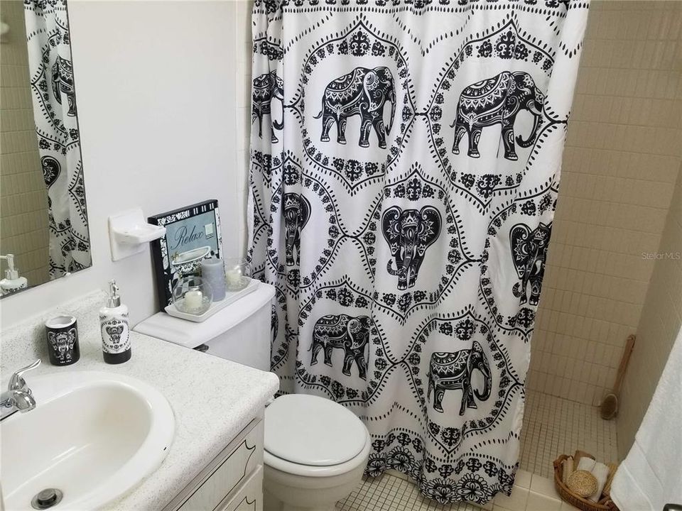 En Venta: $525,000 (4 camas, 0 baños, 2368 Pies cuadrados)