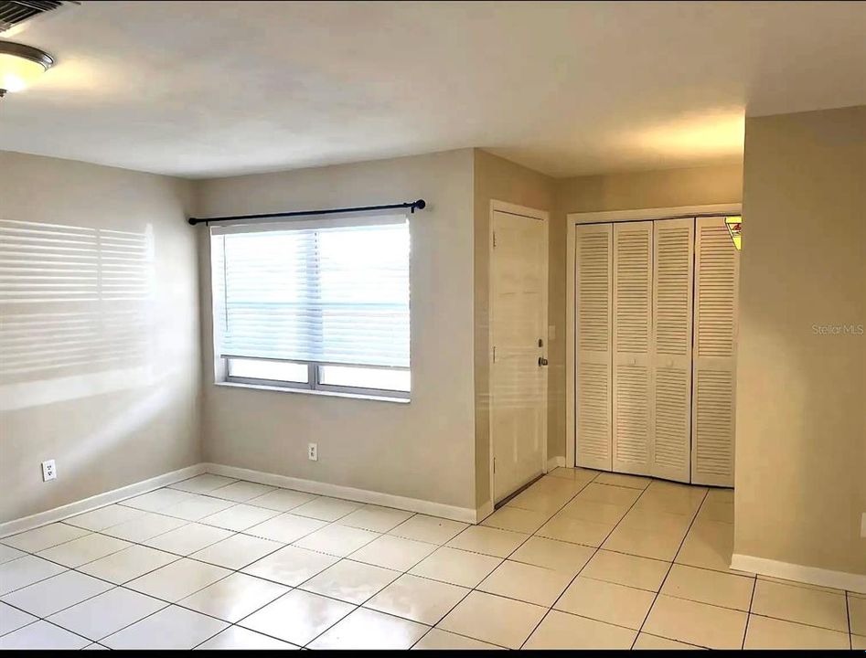 En Venta: $525,000 (4 camas, 0 baños, 2368 Pies cuadrados)