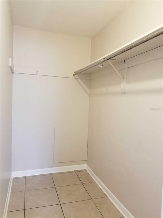 En Venta: $525,000 (4 camas, 0 baños, 2368 Pies cuadrados)