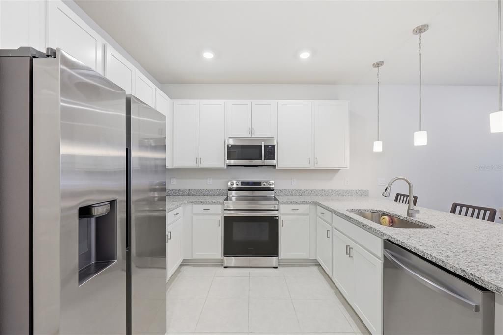 For Sale: $340,000 (3 beds, 2 baths, 1777 Square Feet)