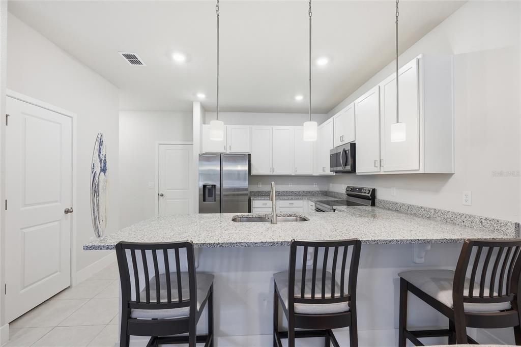 For Sale: $340,000 (3 beds, 2 baths, 1777 Square Feet)
