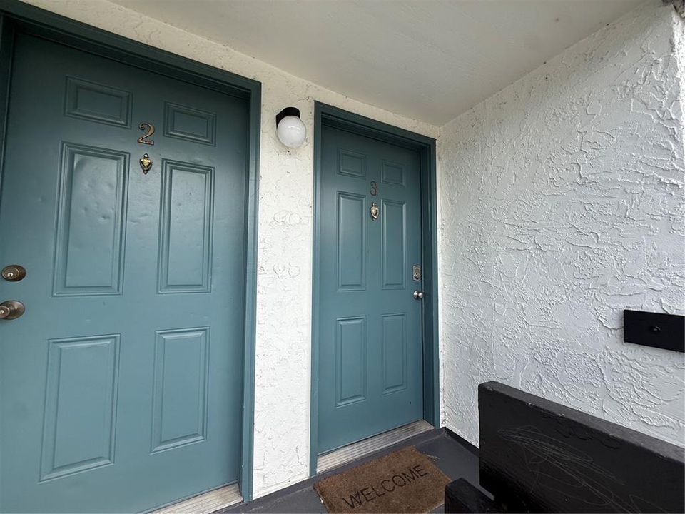 For Sale: $142,900 (2 beds, 1 baths, 1214 Square Feet)
