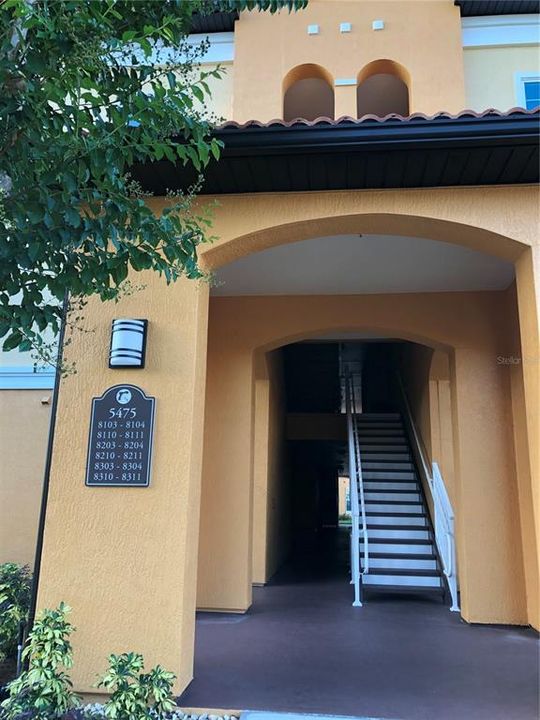 For Rent: $1,500 (1 beds, 1 baths, 820 Square Feet)