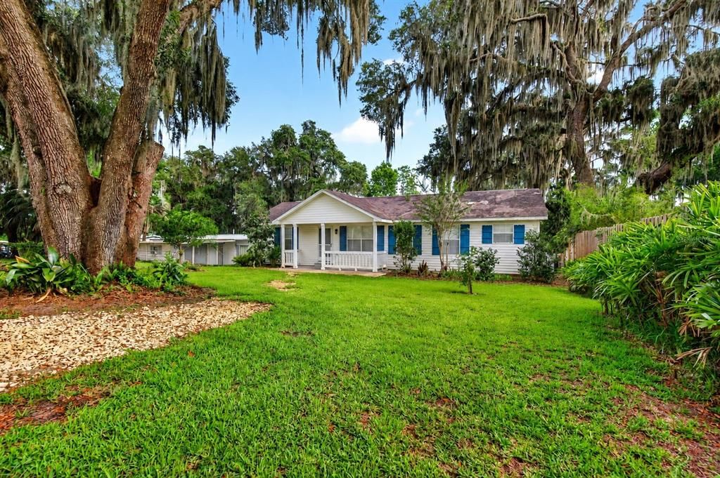 For Sale: $410,500 (3 beds, 2 baths, 1456 Square Feet)