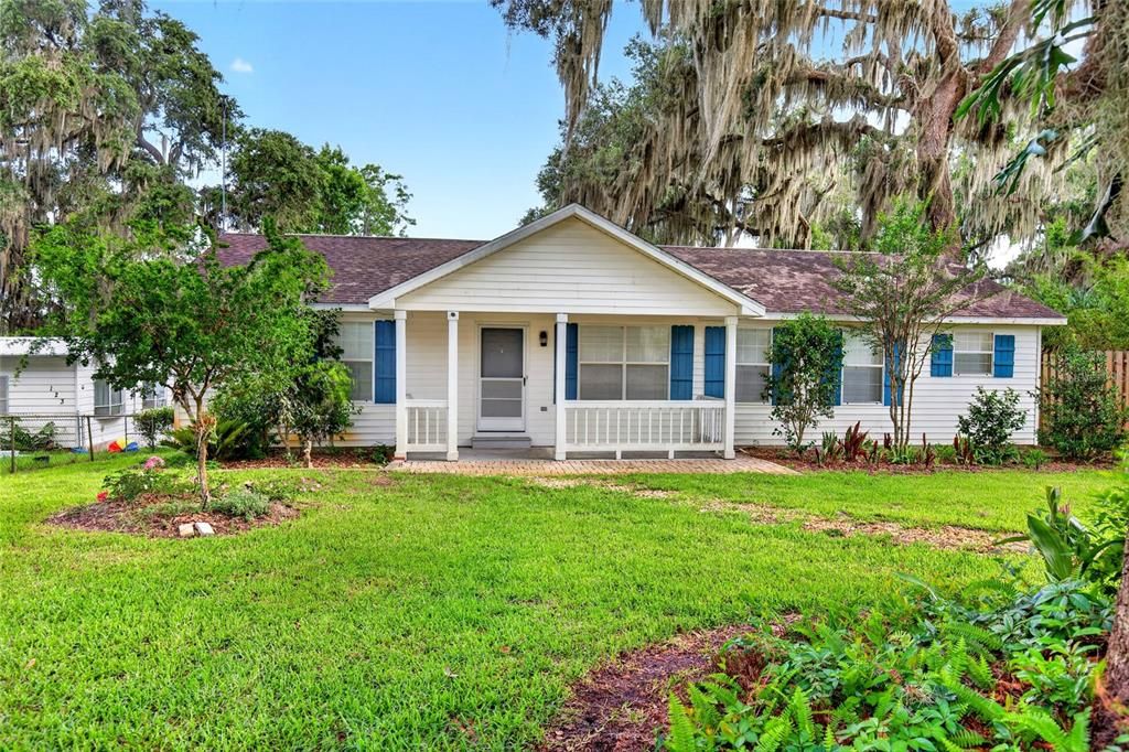 For Sale: $410,500 (3 beds, 2 baths, 1456 Square Feet)