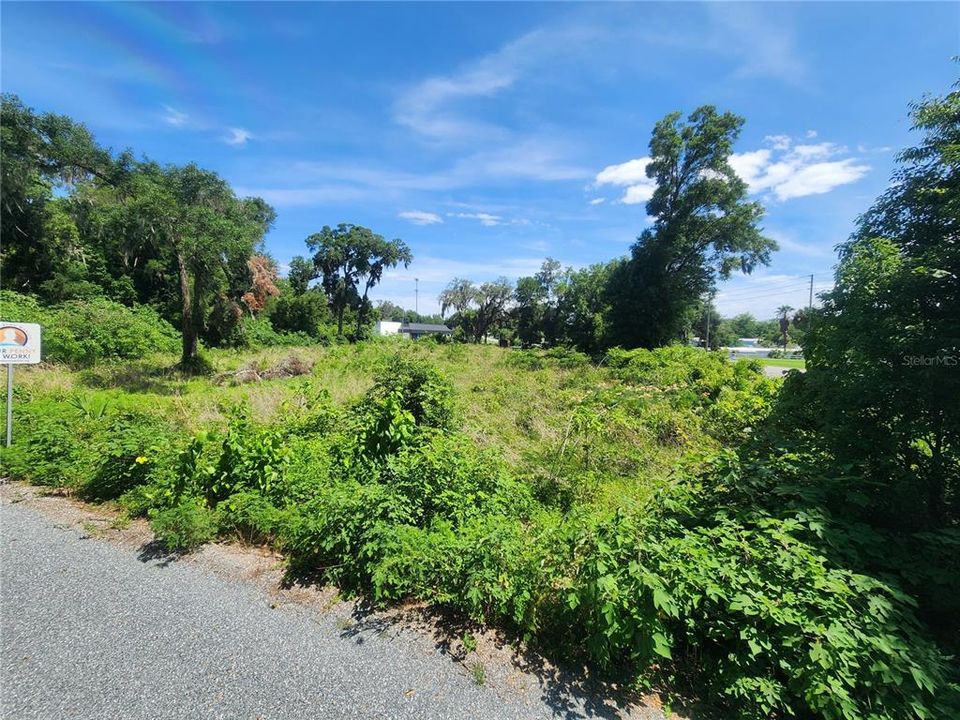 На продажу: $100,000 (1.25 acres)