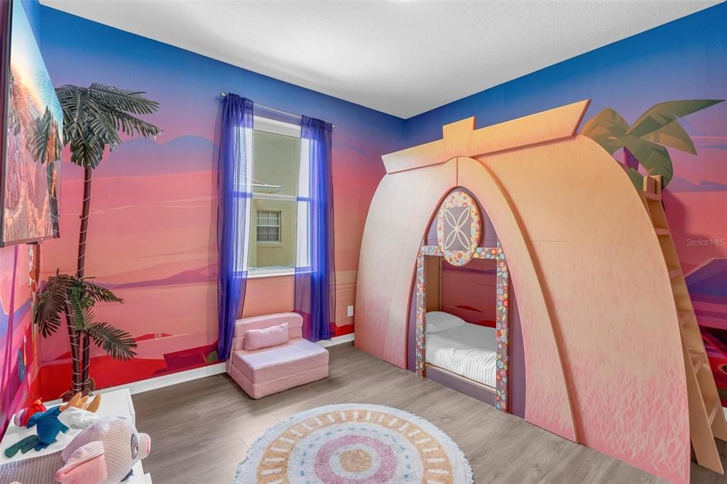 For Sale: $445,000 (4 beds, 3 baths, 1841 Square Feet)