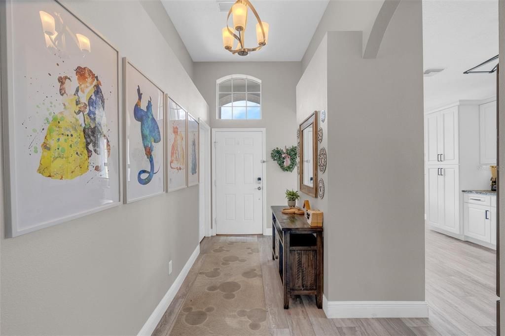 For Sale: $445,000 (4 beds, 3 baths, 1841 Square Feet)