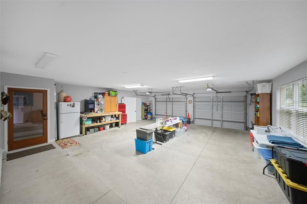 На продажу: $699,000 (2 спален, 2 ванн, 2103 Квадратных фут)