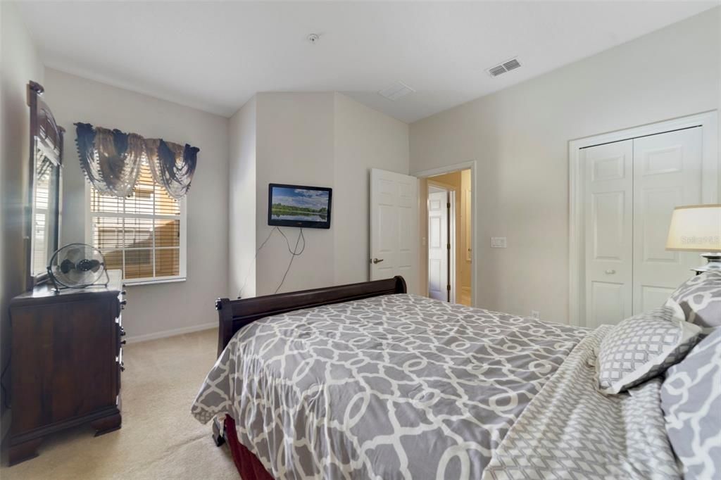For Sale: $320,000 (3 beds, 2 baths, 1776 Square Feet)