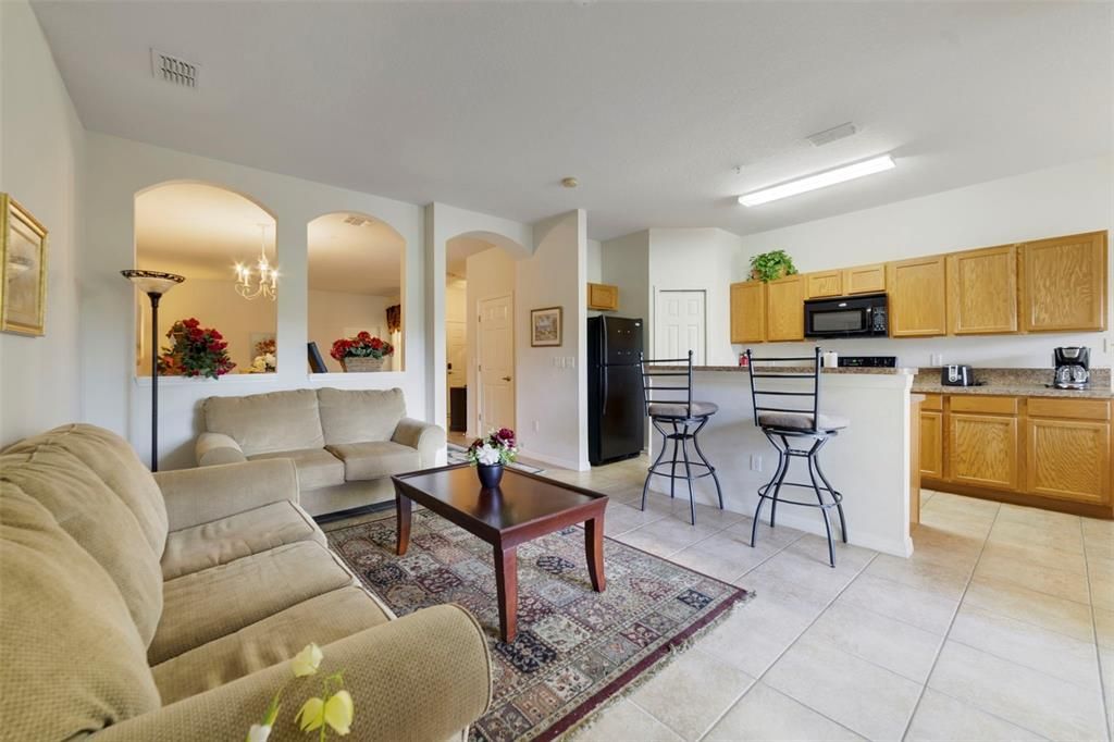 For Sale: $320,000 (3 beds, 2 baths, 1776 Square Feet)