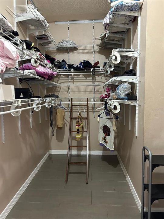 В аренду: $3,100 (4 спален, 3 ванн, 2315 Квадратных фут)