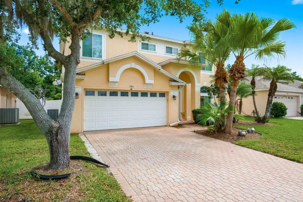 En Venta: $599,000 (3 camas, 2 baños, 2428 Pies cuadrados)