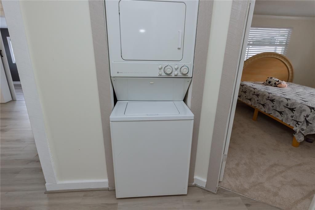 На продажу: $329,000 (3 спален, 2 ванн, 1198 Квадратных фут)
