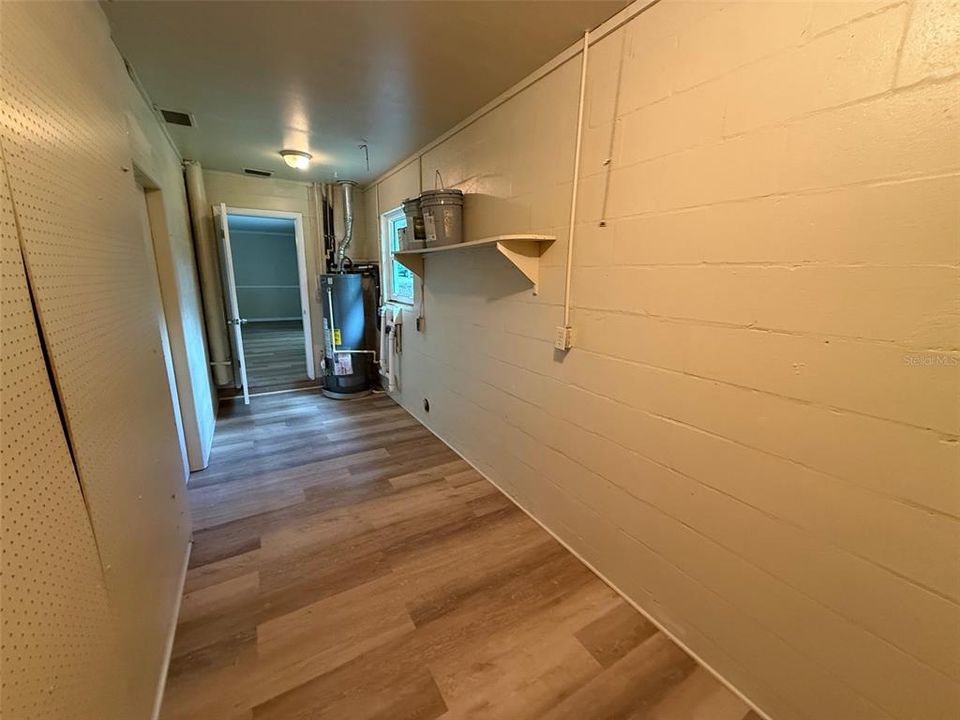 В аренду: $2,000 (3 спален, 2 ванн, 1796 Квадратных фут)