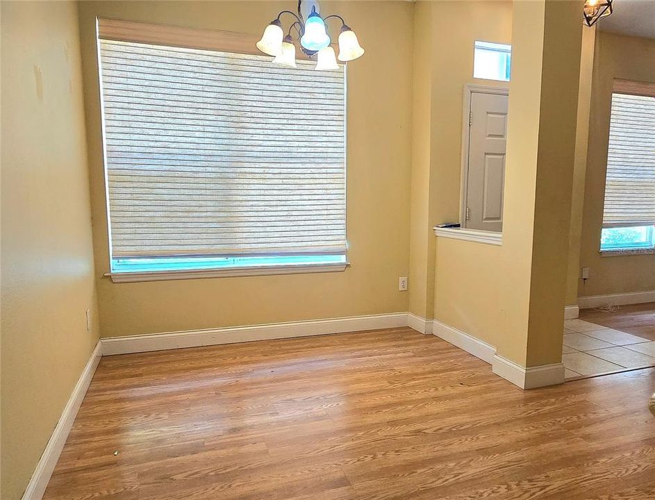 For Rent: $2,195 (3 beds, 2 baths, 1624 Square Feet)