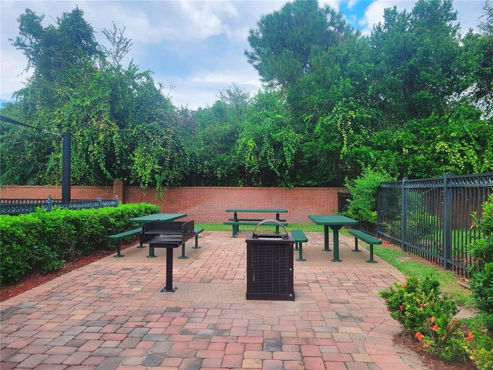 For Rent: $2,195 (3 beds, 2 baths, 1624 Square Feet)