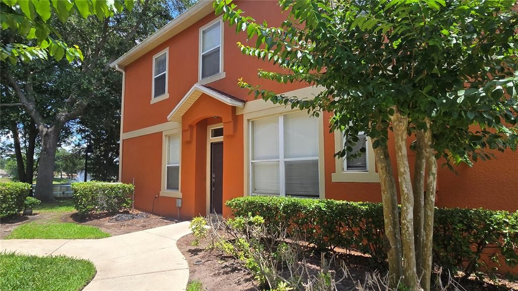 For Rent: $2,195 (3 beds, 2 baths, 1624 Square Feet)