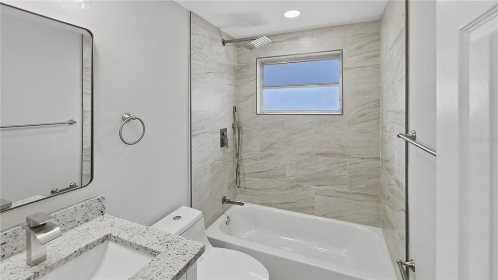 For Sale: $314,900 (3 beds, 2 baths, 1526 Square Feet)