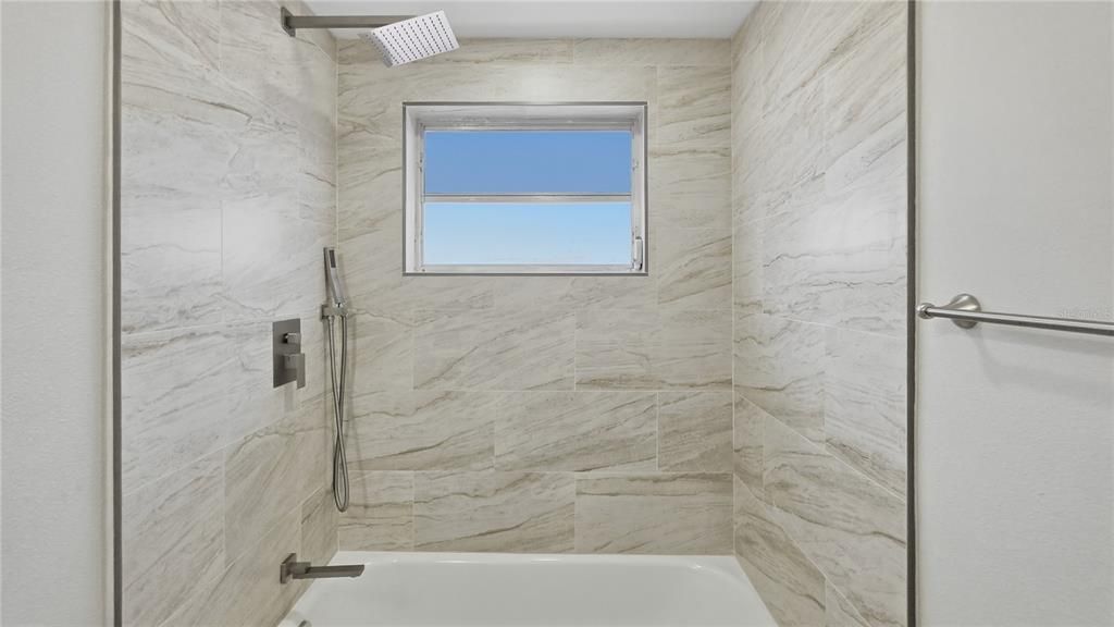 For Sale: $314,900 (3 beds, 2 baths, 1526 Square Feet)