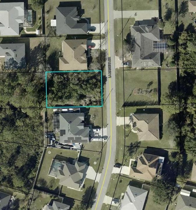 На продажу: $69,999 (0.23 acres)