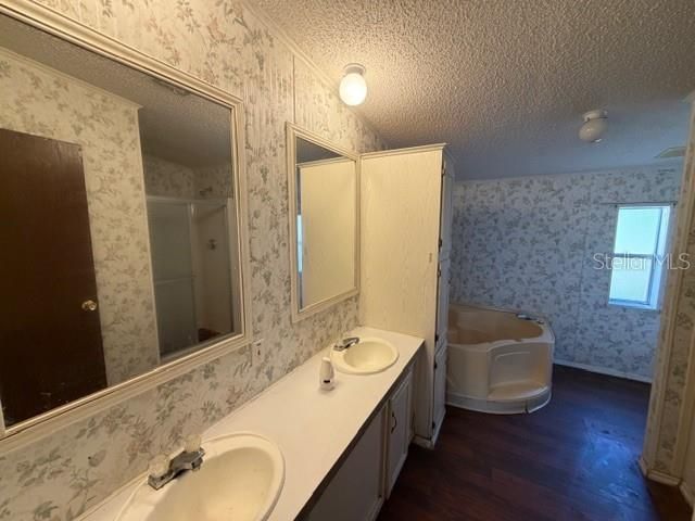 En Venta: $60,000 (3 camas, 2 baños, 1512 Pies cuadrados)
