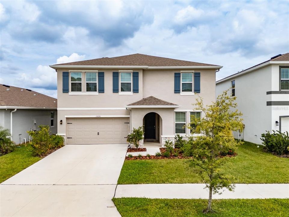 For Sale: $489,900 (5 beds, 3 baths, 2964 Square Feet)