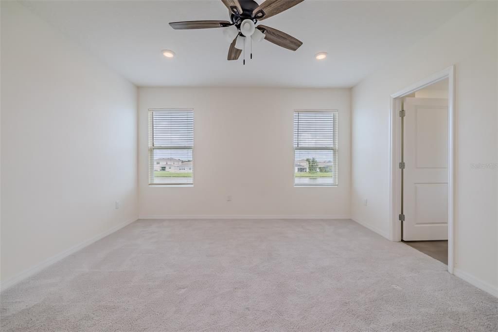 For Sale: $489,900 (5 beds, 3 baths, 2964 Square Feet)