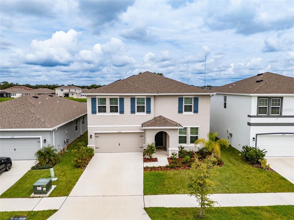 For Sale: $489,900 (5 beds, 3 baths, 2964 Square Feet)
