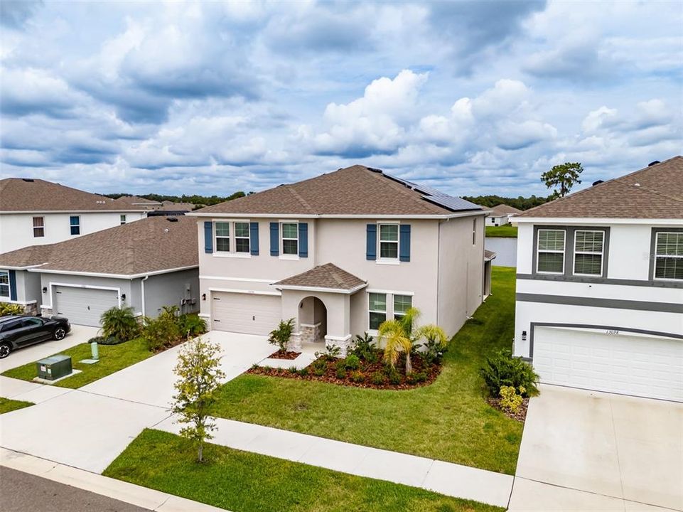 For Sale: $489,900 (5 beds, 3 baths, 2964 Square Feet)