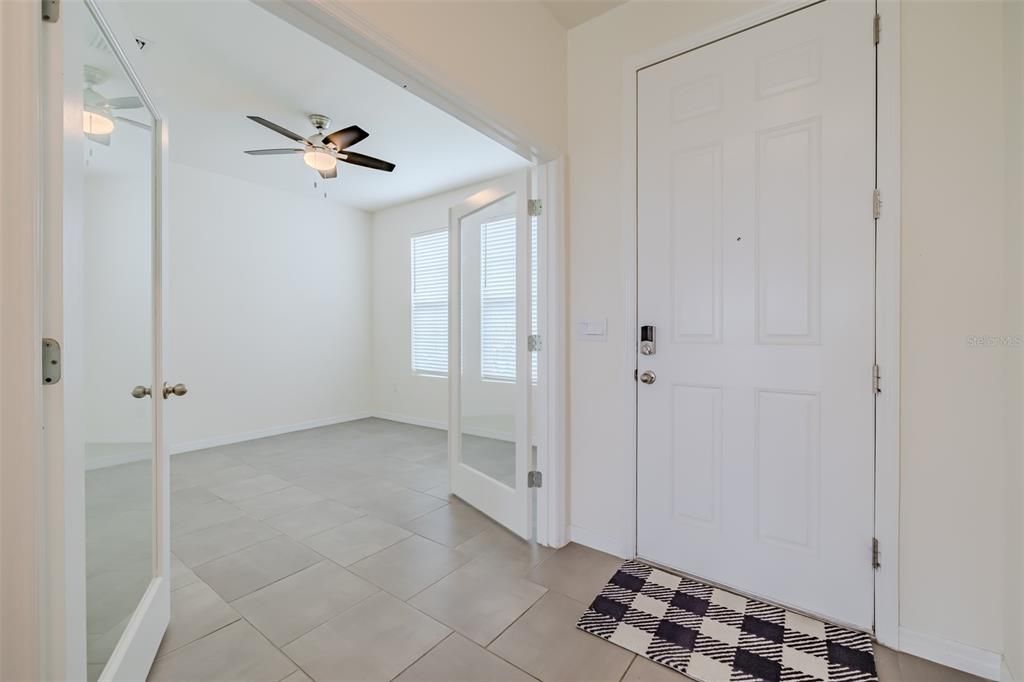 For Sale: $489,900 (5 beds, 3 baths, 2964 Square Feet)
