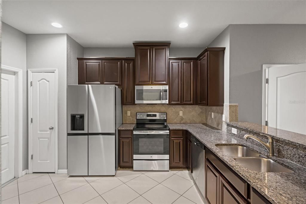 En Venta: $249,900 (3 camas, 2 baños, 1536 Pies cuadrados)