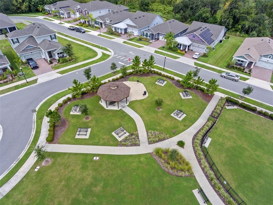На продажу: $779,900 (4 спален, 4 ванн, 2788 Квадратных фут)