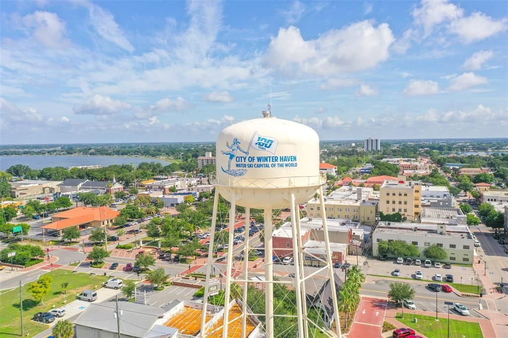 For Rent: $1,600 (2 beds, 1 baths, 920 Square Feet)