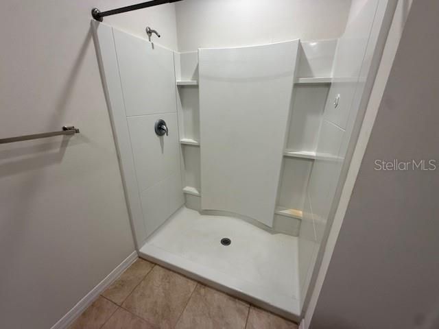 En Venta: $238,500 (3 camas, 2 baños, 1725 Pies cuadrados)