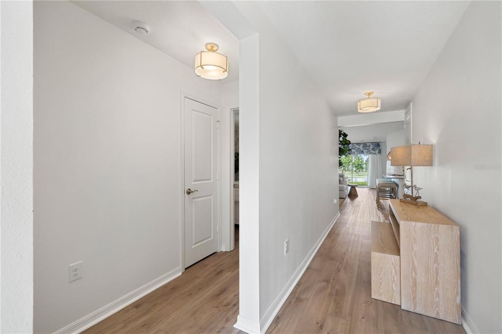 En Venta: $389,000 (3 camas, 2 baños, 1666 Pies cuadrados)