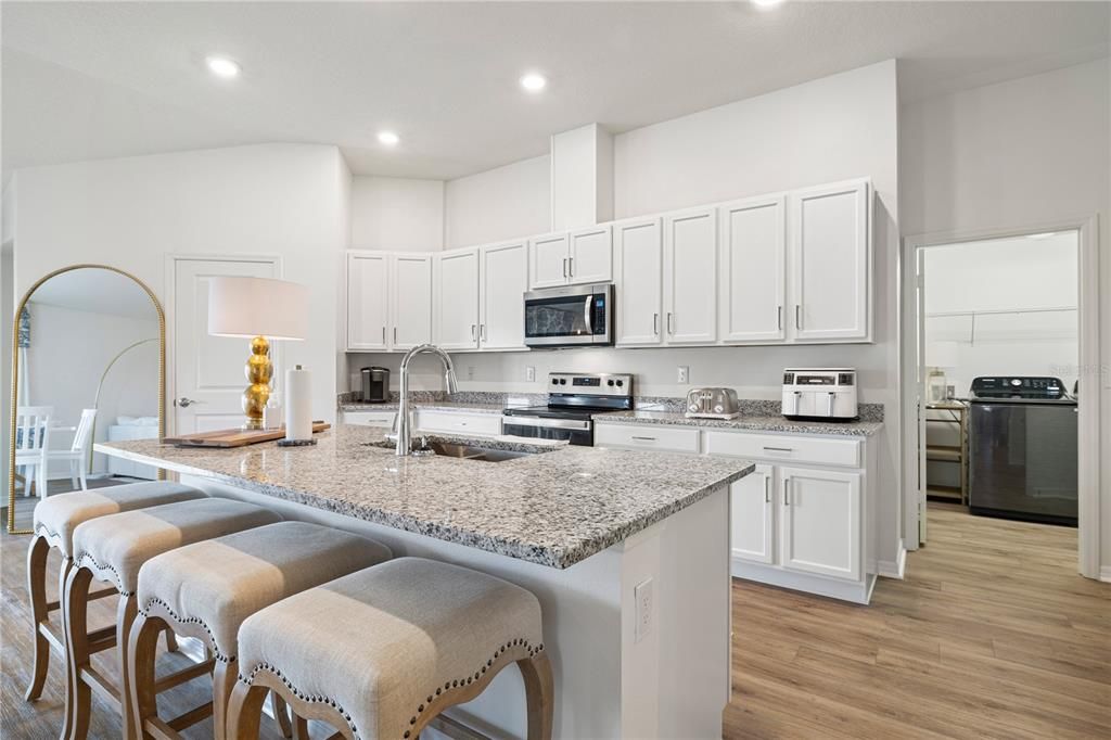 En Venta: $389,000 (3 camas, 2 baños, 1666 Pies cuadrados)