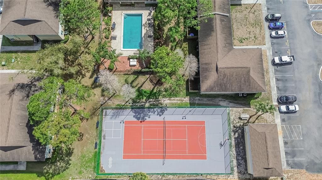 На продажу: $146,900 (2 спален, 2 ванн, 918 Квадратных фут)