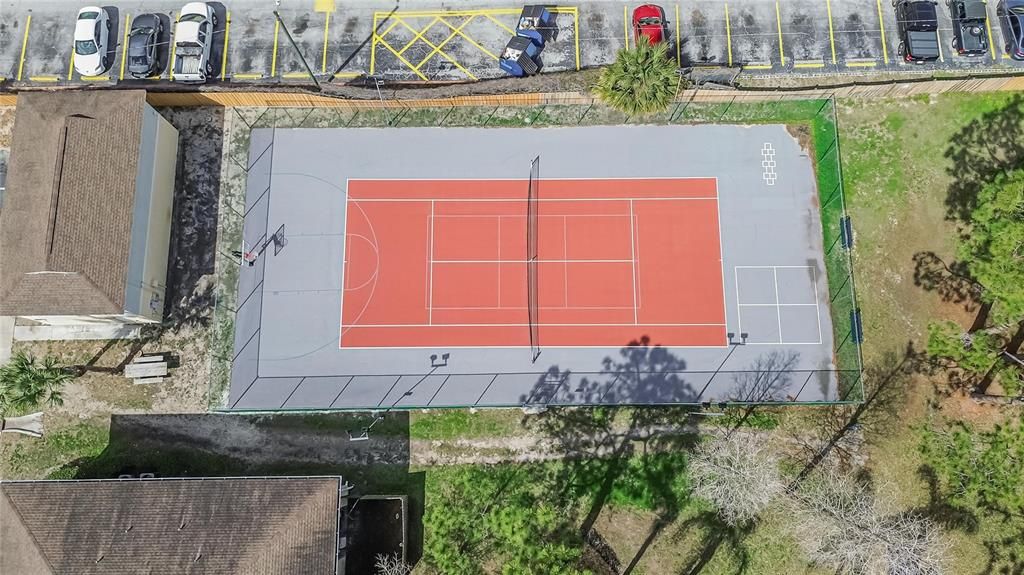 На продажу: $146,900 (2 спален, 2 ванн, 918 Квадратных фут)