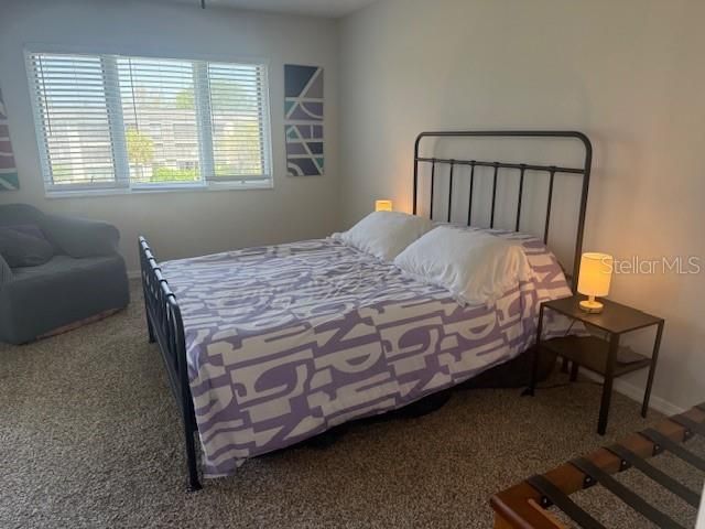 For Sale: $327,900 (2 beds, 2 baths, 1238 Square Feet)