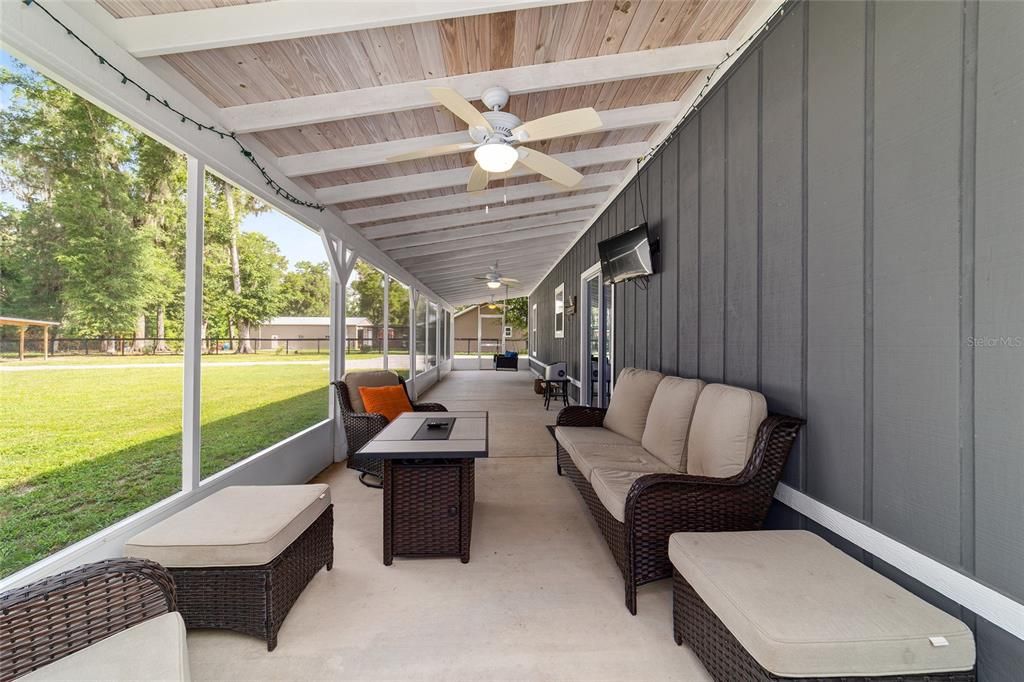 For Sale: $479,900 (3 beds, 2 baths, 1530 Square Feet)