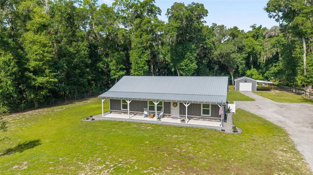 For Sale: $479,900 (3 beds, 2 baths, 1530 Square Feet)