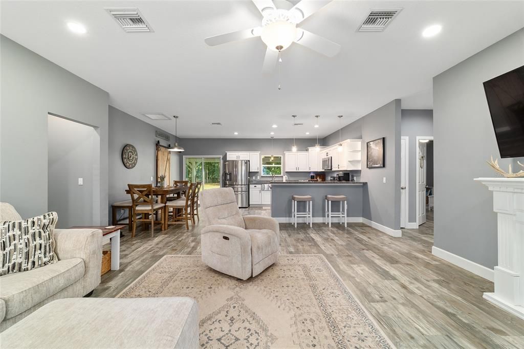 For Sale: $479,900 (3 beds, 2 baths, 1530 Square Feet)