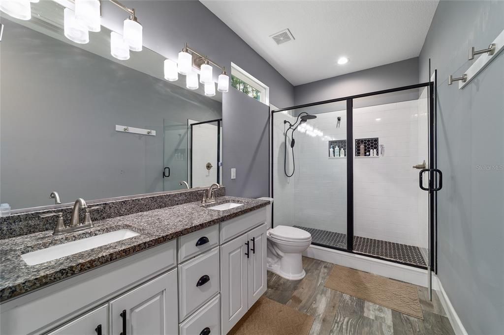 For Sale: $479,900 (3 beds, 2 baths, 1530 Square Feet)