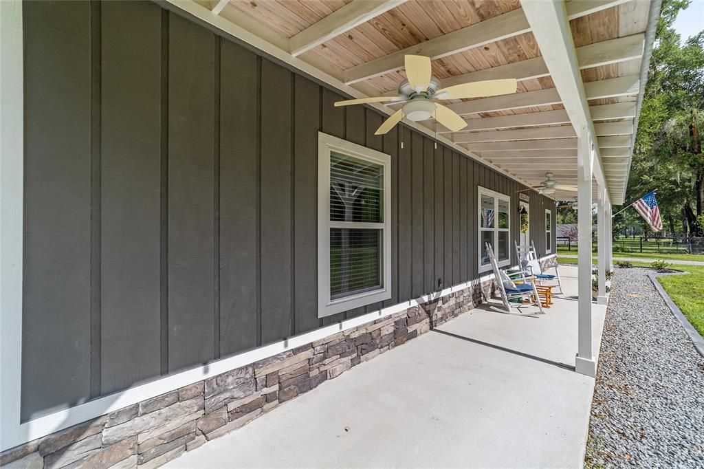 For Sale: $479,900 (3 beds, 2 baths, 1530 Square Feet)