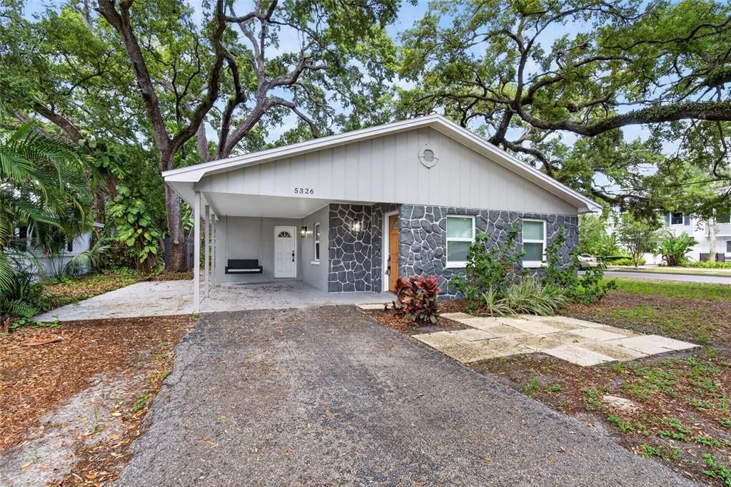 For Sale: $563,000 (3 beds, 2 baths, 1474 Square Feet)