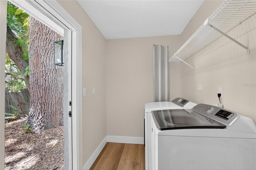 For Sale: $563,000 (3 beds, 2 baths, 1474 Square Feet)