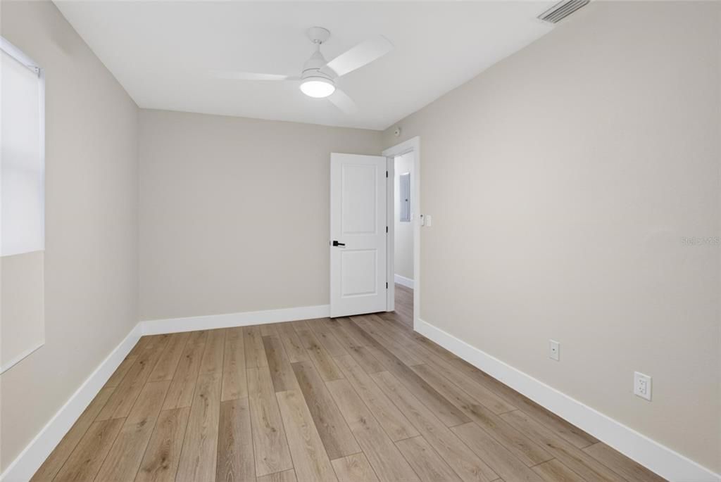 For Sale: $563,000 (3 beds, 2 baths, 1474 Square Feet)