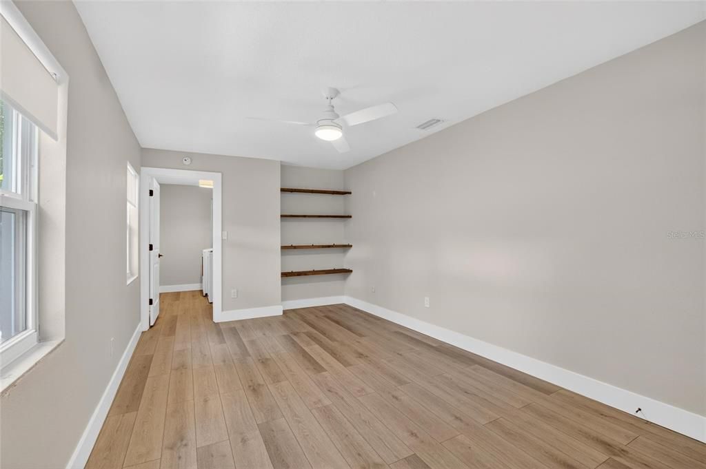 For Sale: $563,000 (3 beds, 2 baths, 1474 Square Feet)