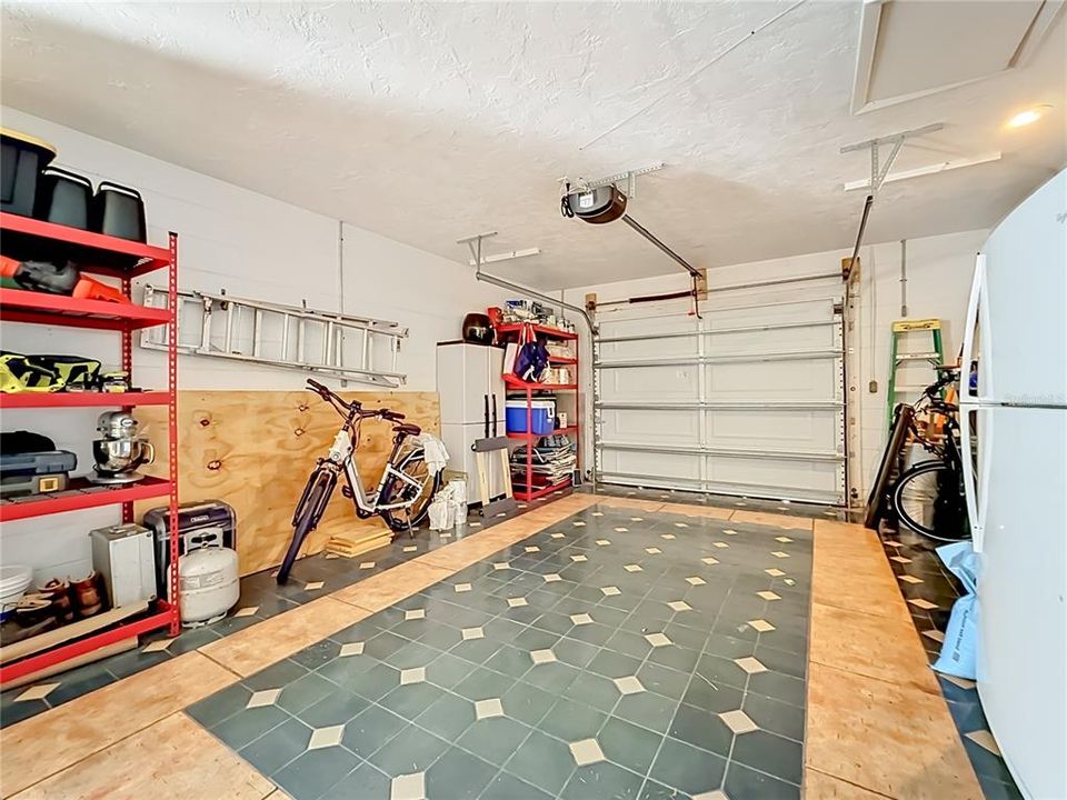 На продажу: $635,000 (2 спален, 2 ванн, 1843 Квадратных фут)